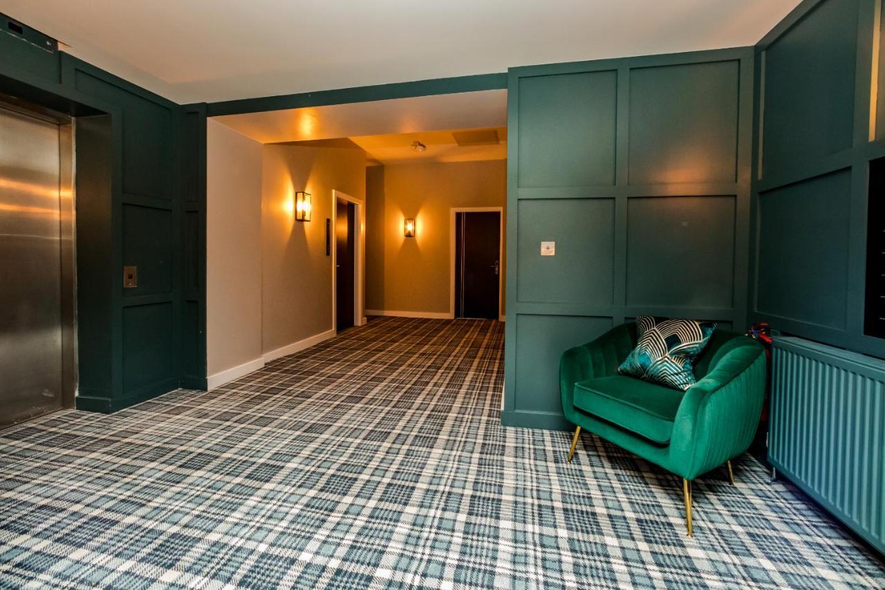 Stay Hotel ฮัดเดอร์สฟิลด์ ภายนอก รูปภาพ